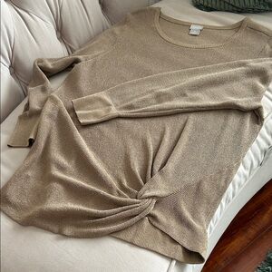 NWT Elegant Tan Women's Sweater  Chico’s 3P